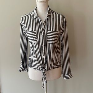 So | button down shirt